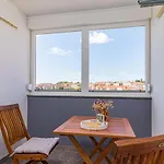 Lovely Apartment Near Centar